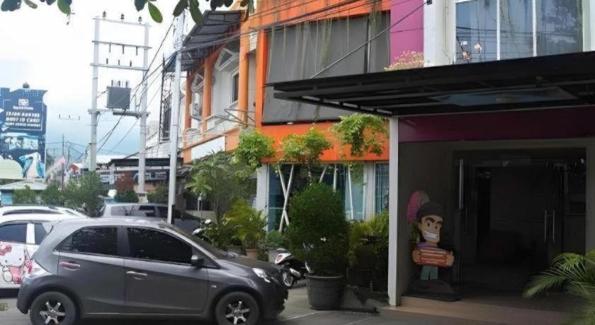 Nutana Hotel Mataram Exterior photo