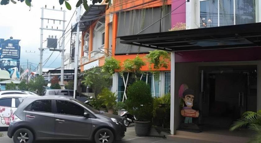 Nutana Hotel Mataram Exterior photo